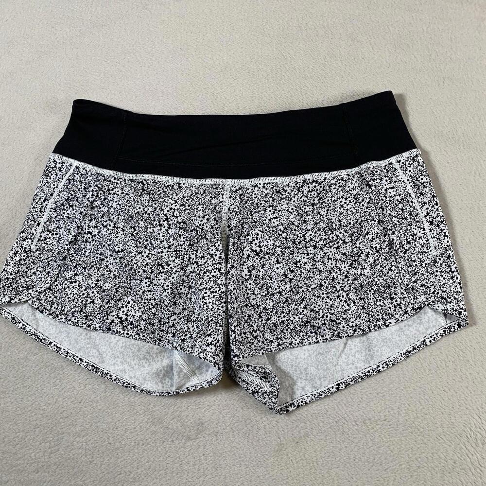 Lululemon Run Times Shorts Womens Size 6 White Black Floral Ditsy Daisy Active